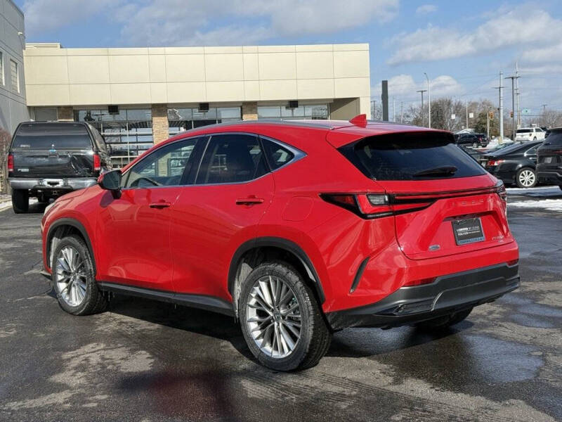 2025 Lexus NX 350h Premium