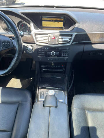 2010 Mercedes-Benz E-Class