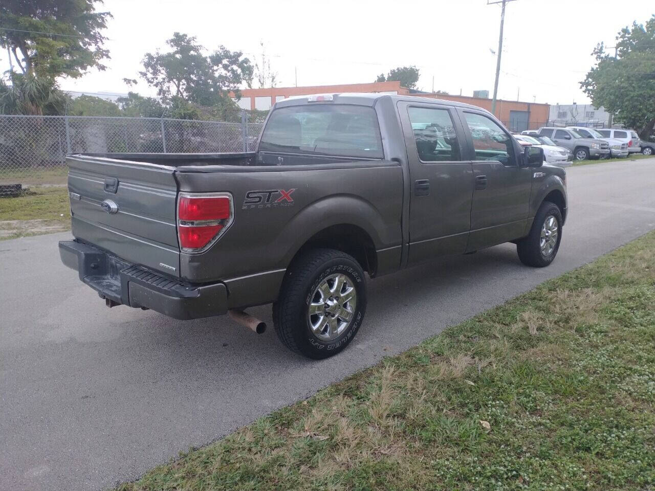 2014 Ford F-150 Pickup - $10,500