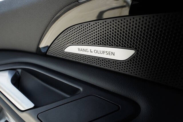 2025 Audi Q5 quattro Premium Plus TFSI