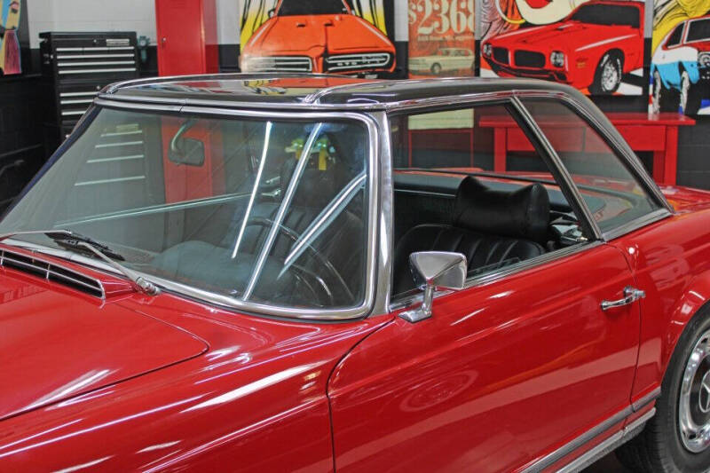 1969 Mercedes-Benz 280-Class