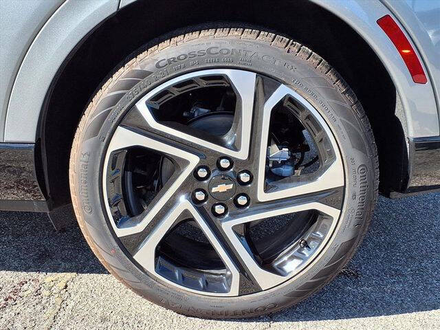 2026 Chevrolet Equinox EV LT 2