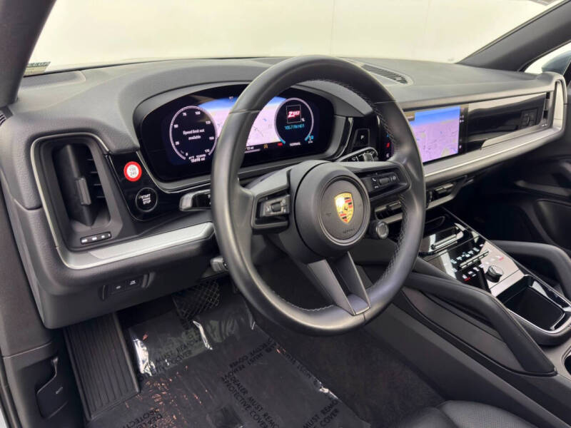 2024 Porsche Cayenne