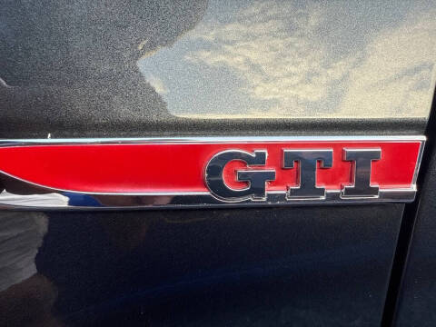 2017 Volkswagen Golf GTI S