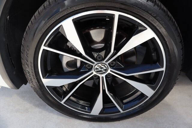 2024 Volkswagen Tiguan SEL R-Line 4Motion