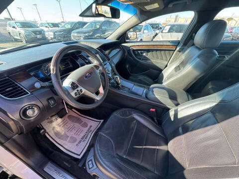 2017 Ford Taurus Limited