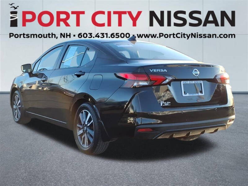 2021 Nissan Versa SV