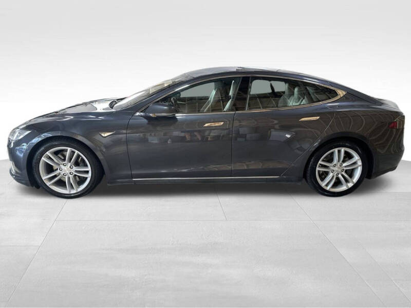 2015 Tesla Model S