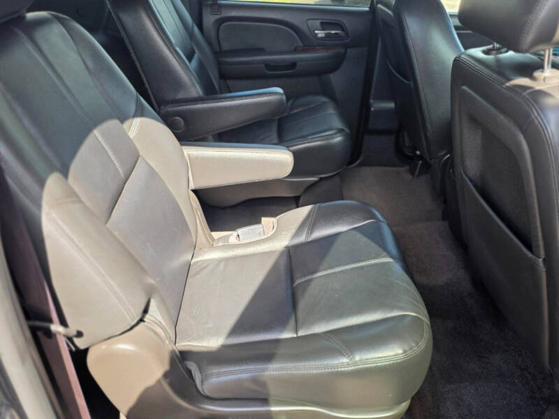 2014 Chevrolet Suburban LT