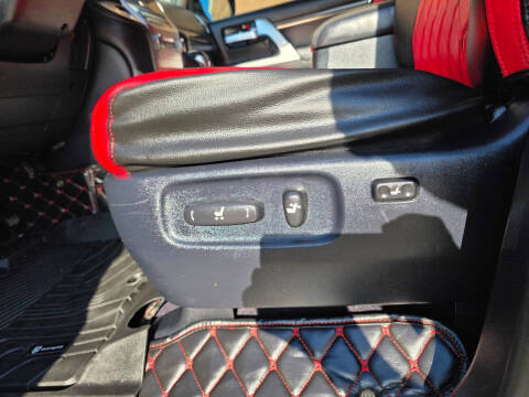 2016 Toyota Land Cruiser