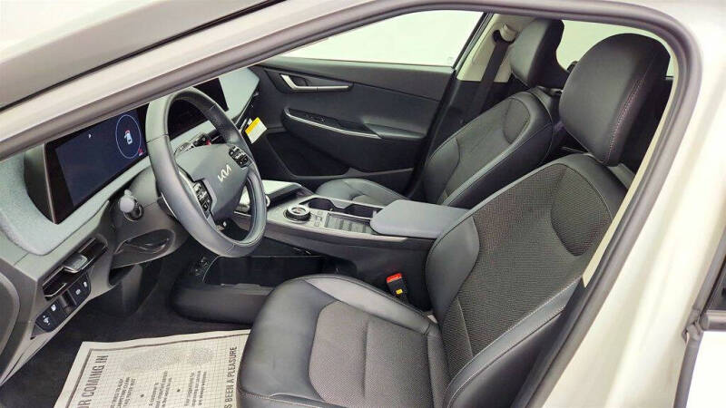 2024 Kia EV6 Light Long Range