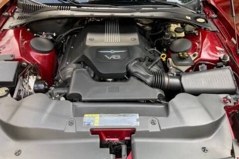 2004 Ford Thunderbird Deluxe