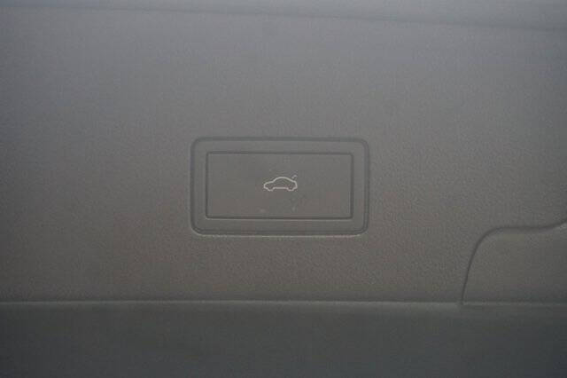 2024 Volkswagen Atlas Cross Sport SEL Premium R-Line 4Motion