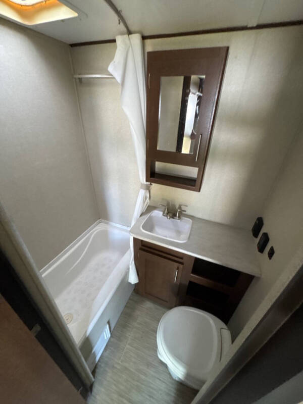 2018 Prime Time RV Avenger