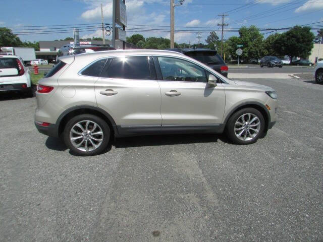 2017 Lincoln MKC Select