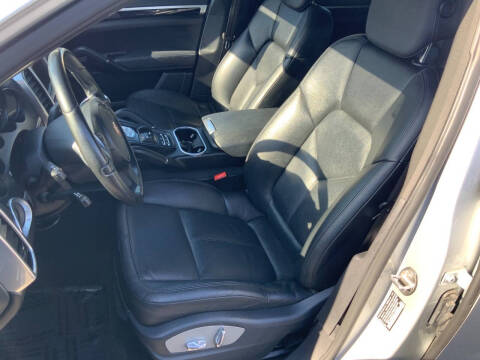 2012 Porsche Cayenne Tiptronic