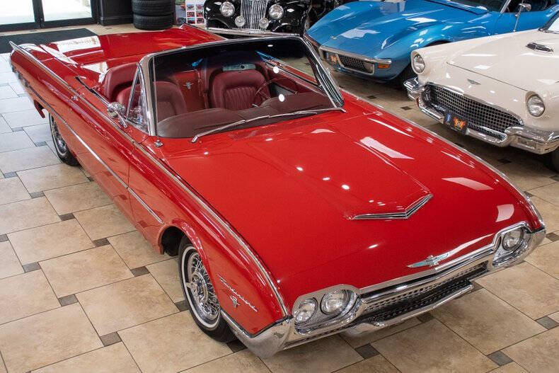 1962 Ford Thunderbird