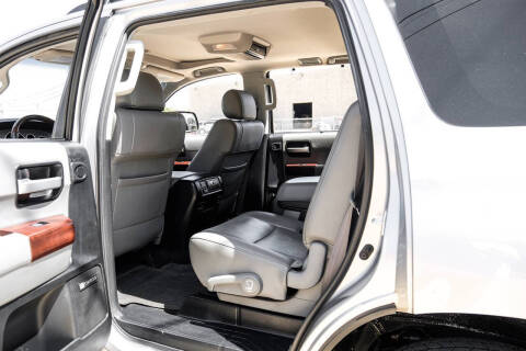 2017 Toyota Sequoia Platinum