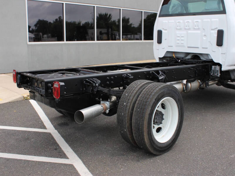 2024 Chevrolet Silverado 5500HD