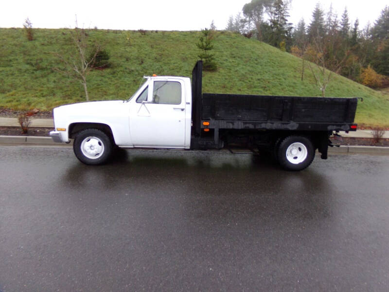 Signature Auto Sales Car Dealer in Bremerton, WA