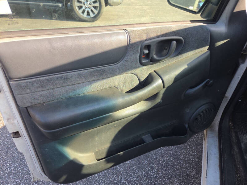 2000 Chevrolet S-10