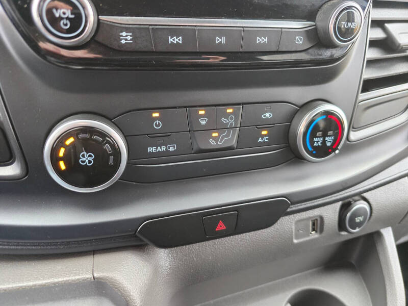 2020 Ford Transit 150 XL