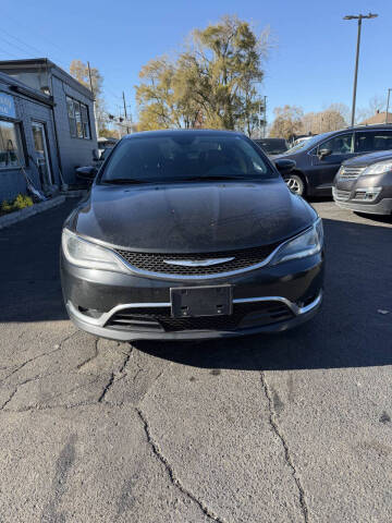 2016 Chrysler 200 C