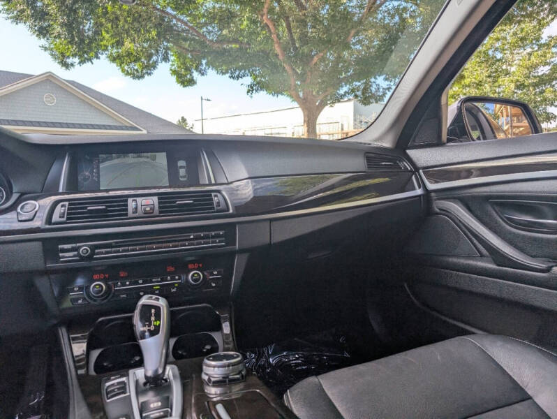 2014 BMW 5 Series 528i