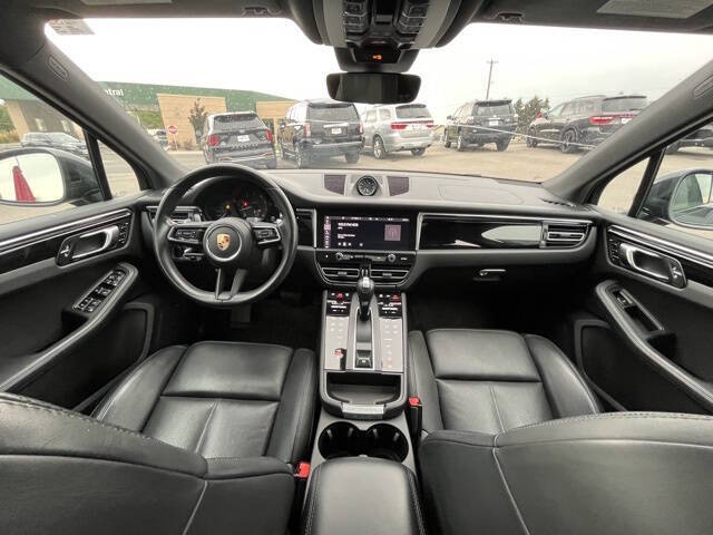 2023 Porsche Macan