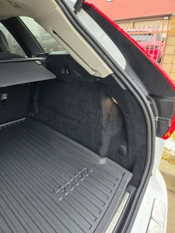 2023 Volvo XC60 B5 Core