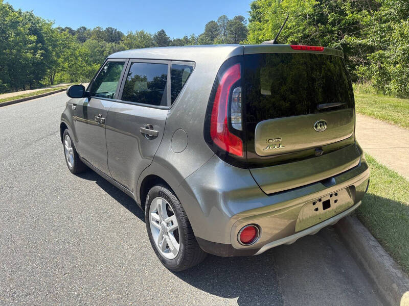 2019 Kia Soul +