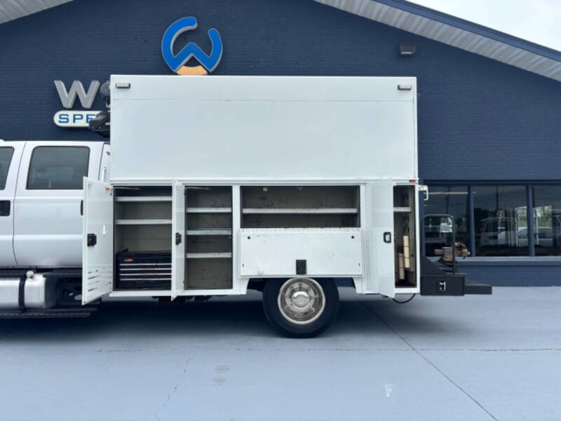 2017 Ford F650 Service Truck