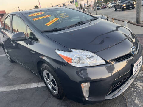 2015 Toyota Prius Two