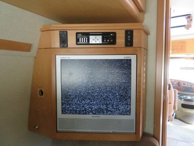 2006 Ford E-Series E-350 SD