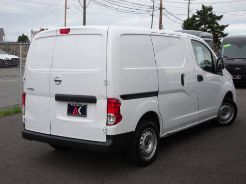 2020 Nissan NV200 SV