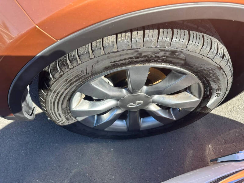 2004 Infiniti FX35