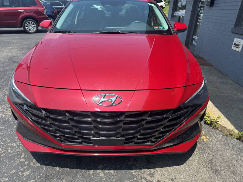 2022 Hyundai Elantra SEL
