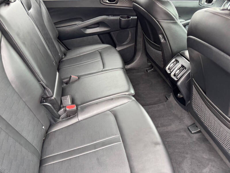 2024 Kia Sorento S