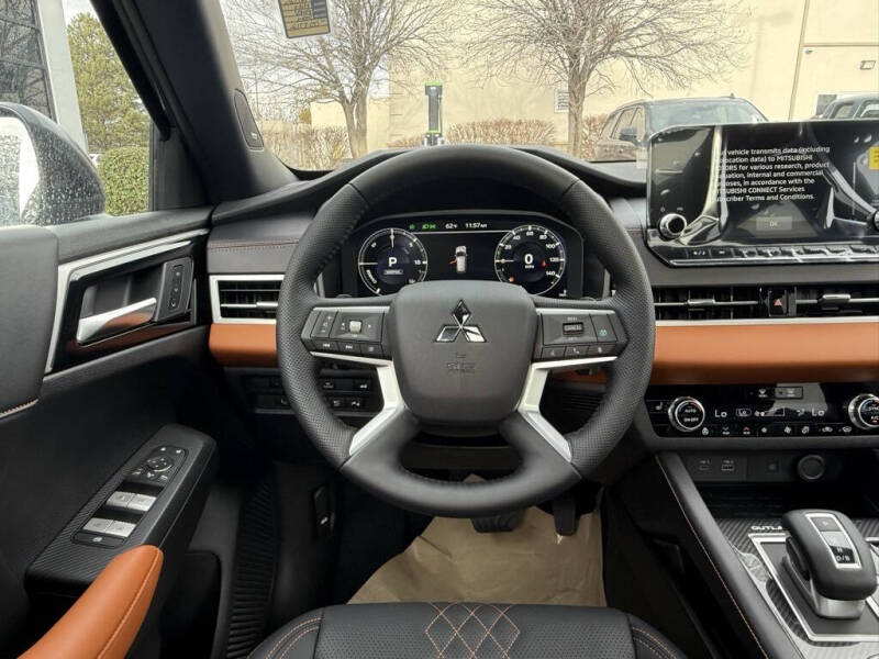 2025 Mitsubishi Outlander PHEV