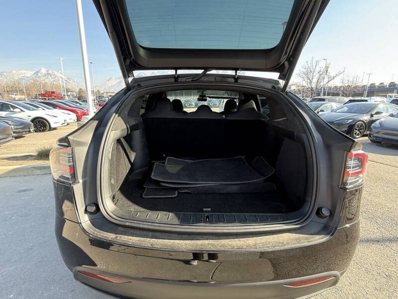 2020 Tesla Model X Long Range