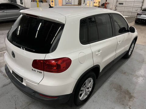 2014 Volkswagen Tiguan SE