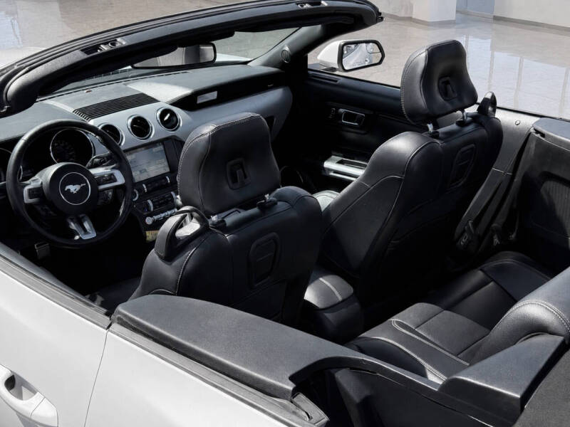 2016 Ford Mustang EcoBoost Premium