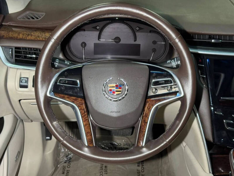 2013 Cadillac XTS Luxury Collection