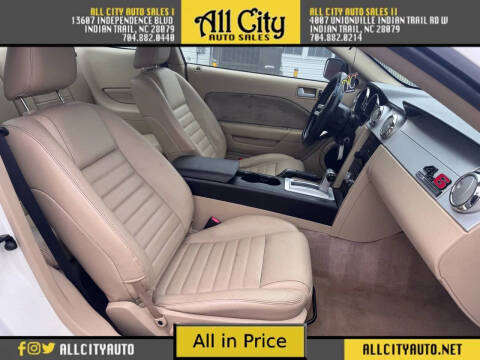 2006 Ford Mustang GT Deluxe