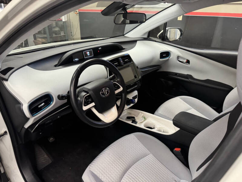 2018 Toyota Prius Prime Plus