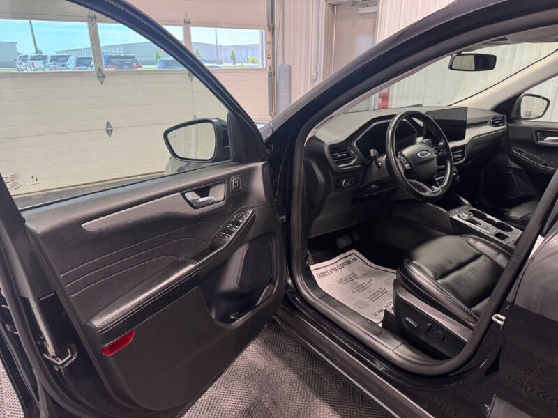 2024 Ford Escape Platinum