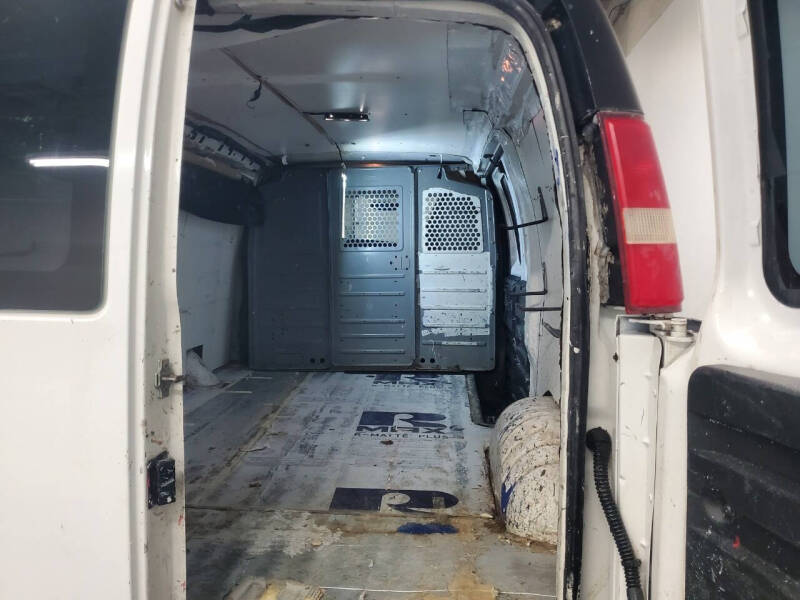 2015 GMC Savana 2500