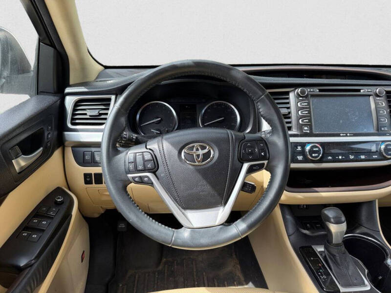2015 Toyota Highlander Limited