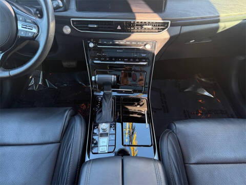 2020 Kia Cadenza Limited