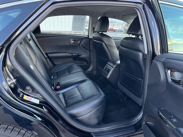 2016 Toyota Avalon XLE